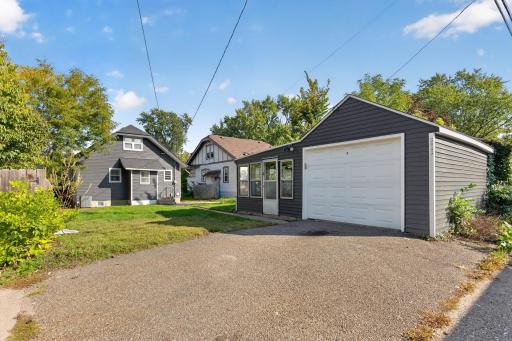 3943 Thomas Avenue N, Minneapolis, MN 55412