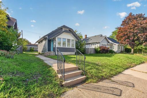 3943 Thomas Avenue N, Minneapolis, MN 55412