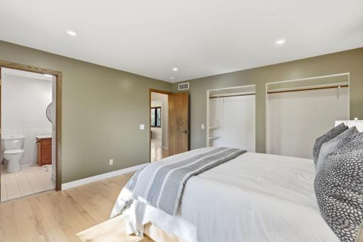 17925 Covington Road, Minnetonka, MN 55345