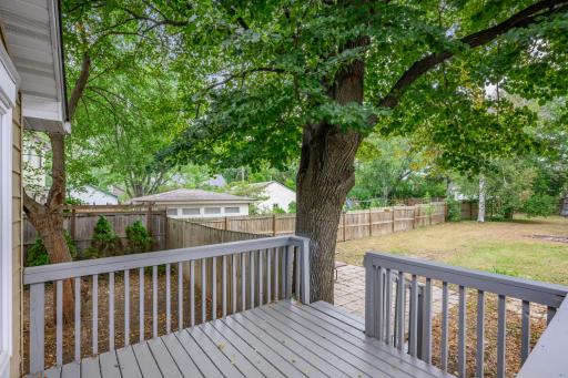 756 Mcknight Road N, Maplewood, MN 55119
