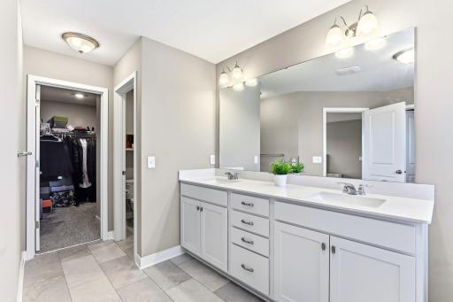 16206 Europa Avenue N, Hugo, MN 55038