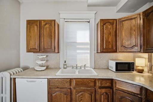 808 6th Avenue NE, Austin, MN 55912