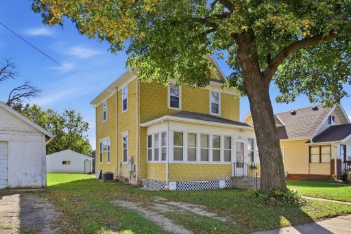 808 6th Avenue NE, Austin, MN 55912
