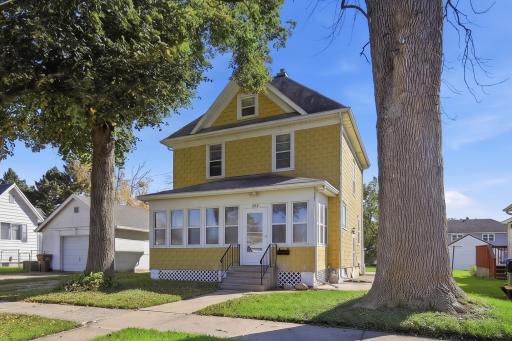 808 6th Avenue NE, Austin, MN 55912