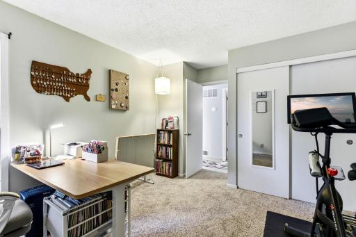 6305 Colony Way, 2B, Edina, MN 55435