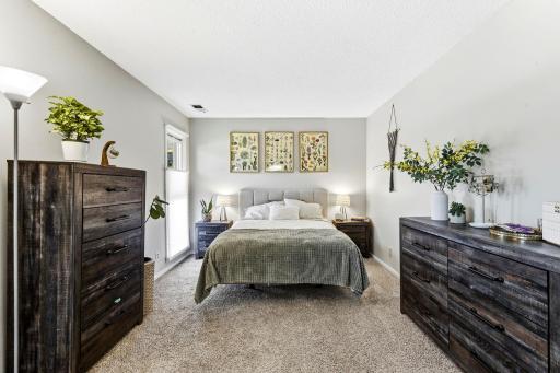 6305 Colony Way, 2B, Edina, MN 55435
