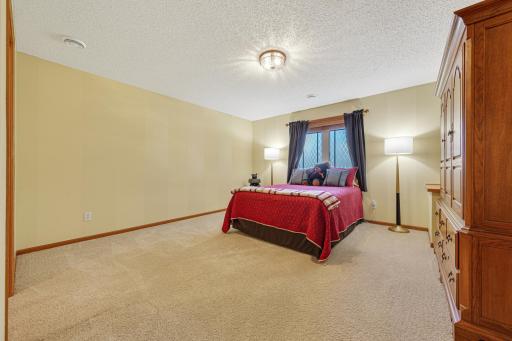 Spacious 3rd bedroom