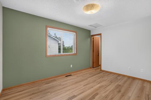 8379 143rd Street W, Apple Valley, MN 55124