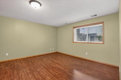 8379 143rd Street W, Apple Valley, MN 55124