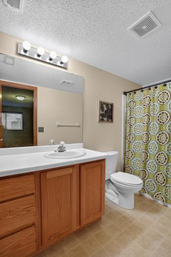 8379 143rd Street W, Apple Valley, MN 55124
