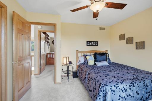 1533 Wexford Court, Eagan, MN 55122