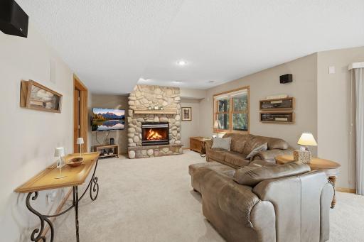 1533 Wexford Court, Eagan, MN 55122