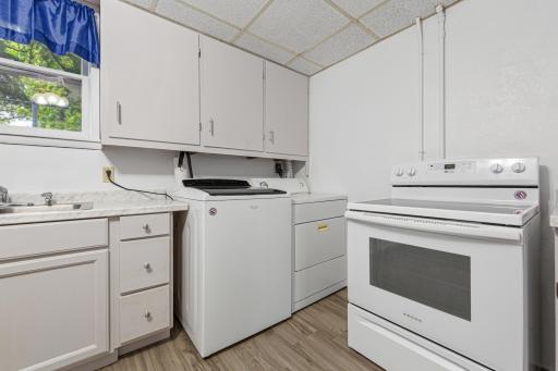 109 10th Avenue SE, Waseca, MN 56093