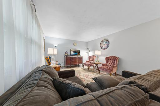 109 10th Avenue SE, Waseca, MN 56093