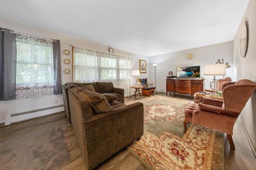 109 10th Avenue SE, Waseca, MN 56093