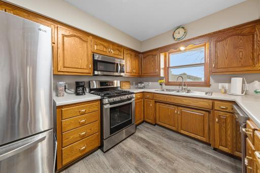 109 10th Avenue SE, Waseca, MN 56093