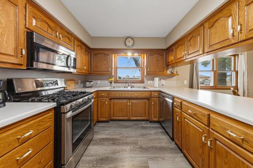 109 10th Avenue SE, Waseca, MN 56093