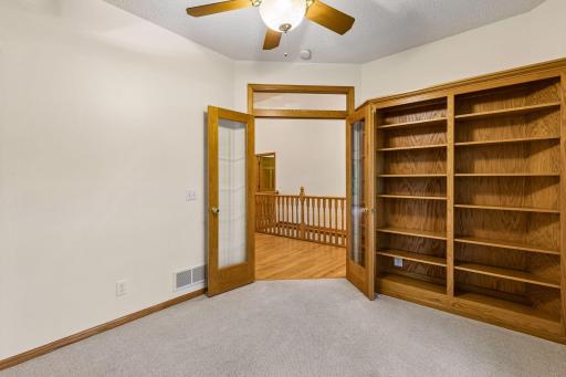 13028 Garvin Brook Lane, Apple Valley, MN 55124