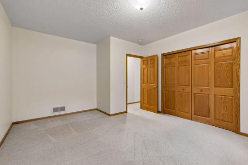 13028 Garvin Brook Lane, Apple Valley, MN 55124