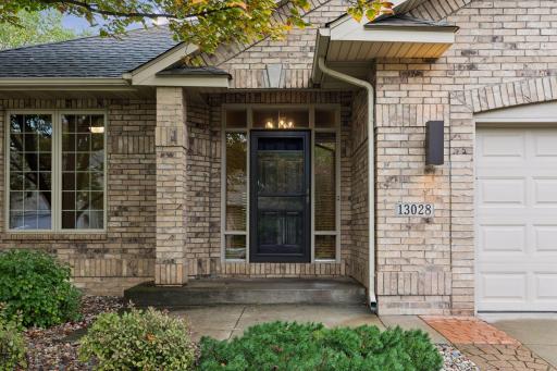 13028 Garvin Brook Lane, Apple Valley, MN 55124