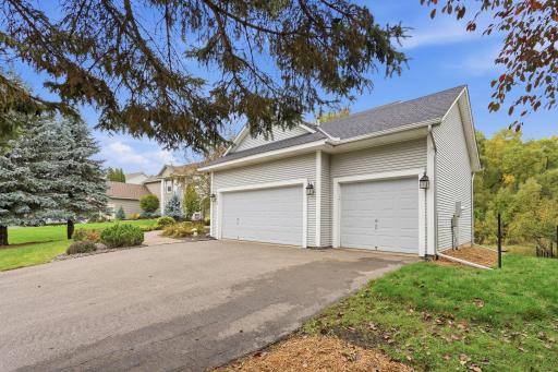 16130 39th Place N, Plymouth, MN 55446