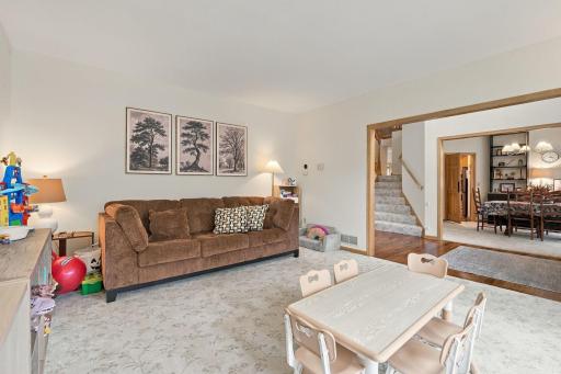 16130 39th Place N, Plymouth, MN 55446