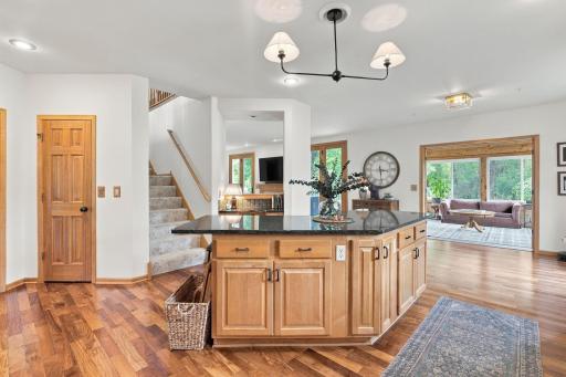16130 39th Place N, Plymouth, MN 55446