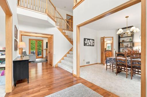 16130 39th Place N, Plymouth, MN 55446
