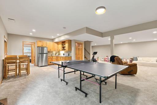 16130 39th Place N, Plymouth, MN 55446