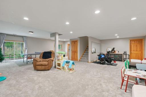 16130 39th Place N, Plymouth, MN 55446