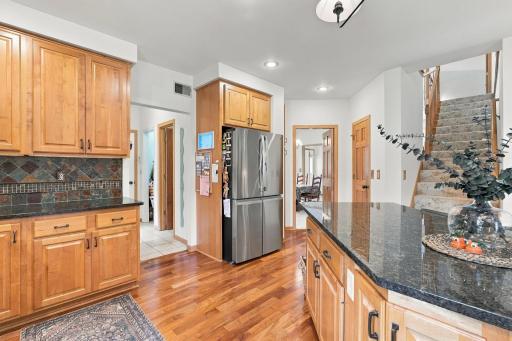 16130 39th Place N, Plymouth, MN 55446