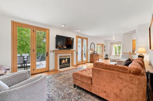 16130 39th Place N, Plymouth, MN 55446