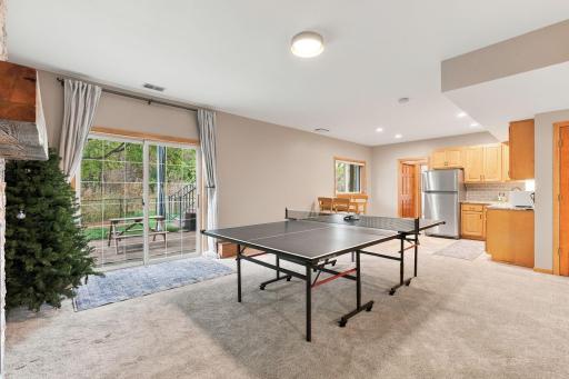 16130 39th Place N, Plymouth, MN 55446