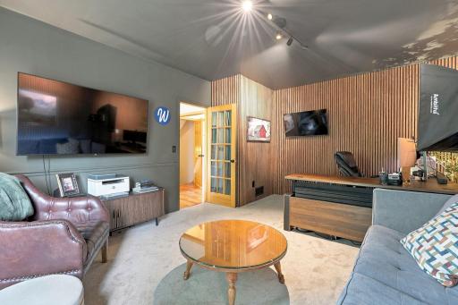 16130 39th Place N, Plymouth, MN 55446