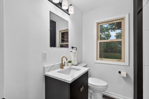 5261 Twin Lake Boulevard E, Brooklyn Center, MN 55429