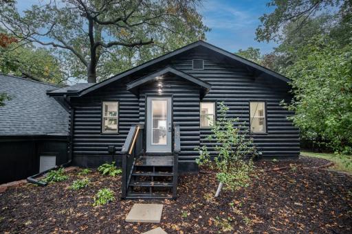 5261 Twin Lake Boulevard E, Brooklyn Center, MN 55429