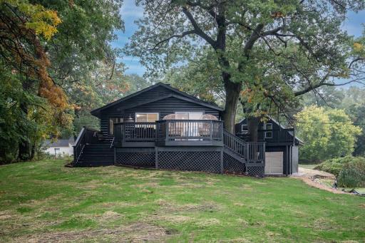 5261 Twin Lake Boulevard E, Brooklyn Center, MN 55429