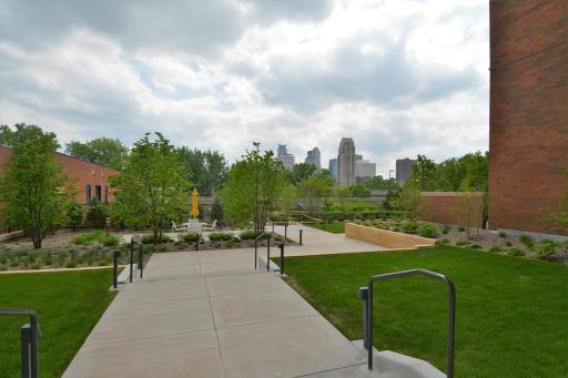 100 2nd Street SE, 406, Minneapolis, MN 55414