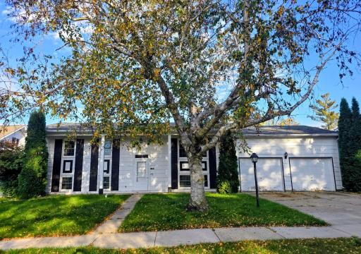 1103 5th Avenue SW, Pipestone, MN 56164
