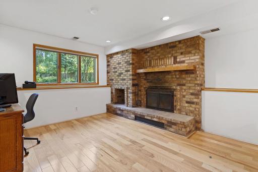 2764 Southlawn Drive, Maplewood, MN 55109
