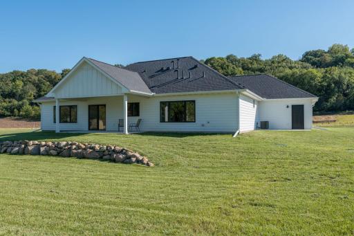 1720 High Tail Lane, Mankato, MN 56001