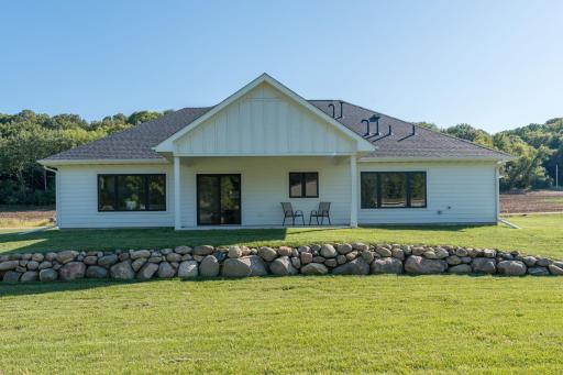 1720 High Tail Lane, Mankato, MN 56001