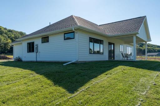1720 High Tail Lane, Mankato, MN 56001