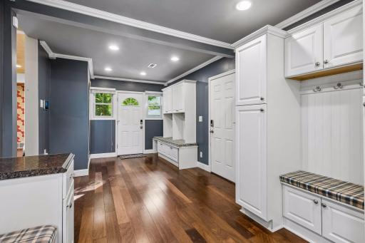 308 Monroe Avenue S, Edina, MN 55343