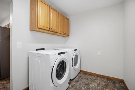 722 14th Street NE, Owatonna, MN 55060