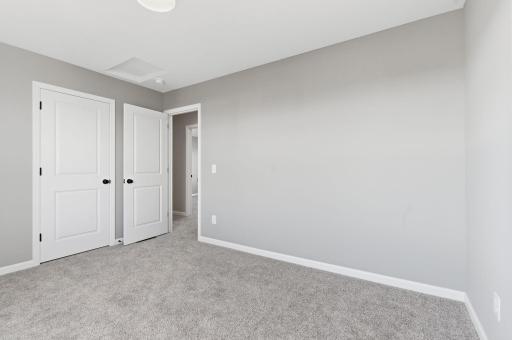 1618 191st Avenue NE, East Bethel, MN 55011