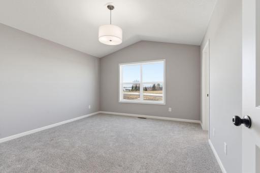 1618 191st Avenue NE, East Bethel, MN 55011