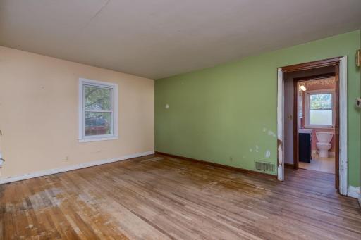 422 4th Street, Nicollet, MN 56074