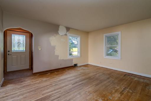 422 4th Street, Nicollet, MN 56074