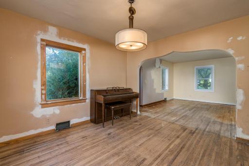 422 4th Street, Nicollet, MN 56074